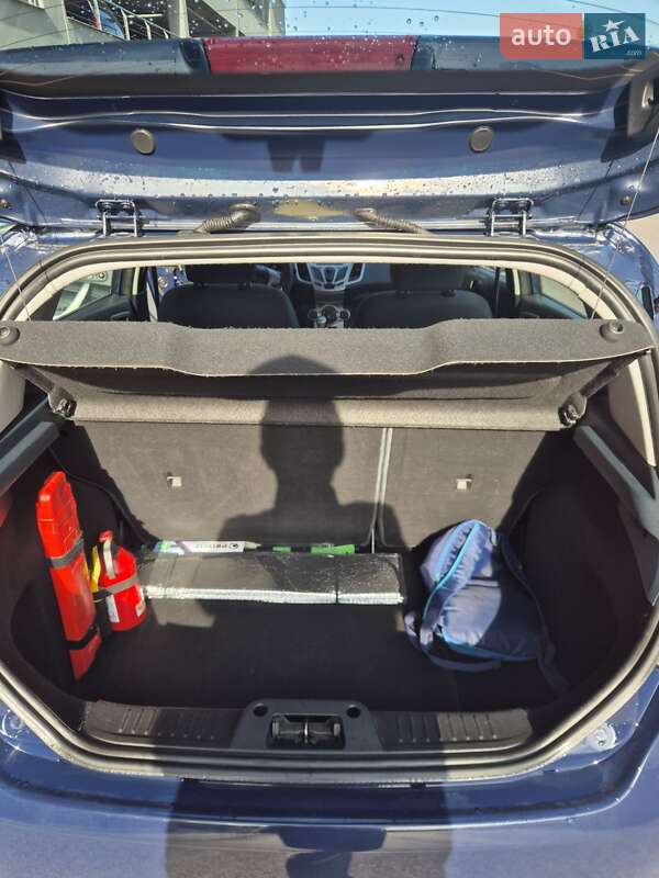 Хэтчбек Ford Fiesta 2012 в Львове
