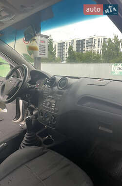 Хэтчбек Ford Fiesta 2008 в 