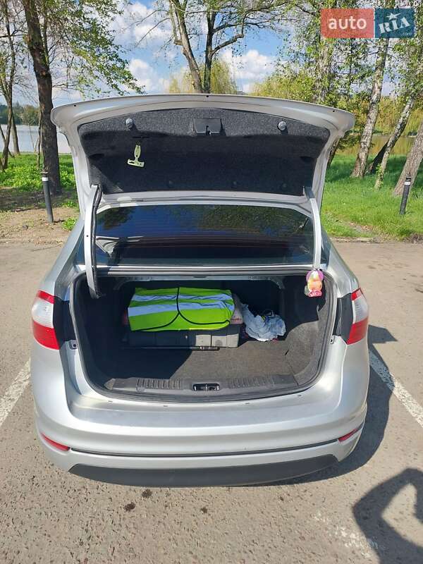 Седан Ford Fiesta 2019 в Ровно