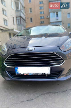 Седан Ford Fiesta 2011 в Гадяче