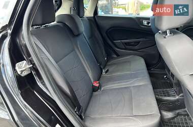 Хэтчбек Ford Fiesta 2014 в 