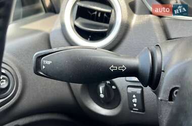 Хэтчбек Ford Fiesta 2014 в 