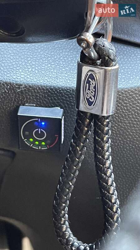 Седан Ford Fiesta 2012 в Києві