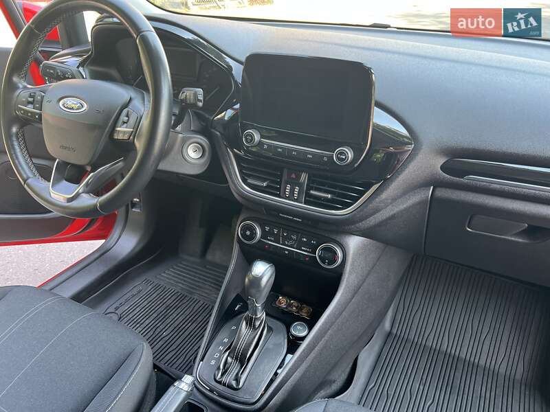 Хэтчбек Ford Fiesta 2017 в Тернополе фото 58 Хэтчбек Ford Fiesta 2017 в Тернополе