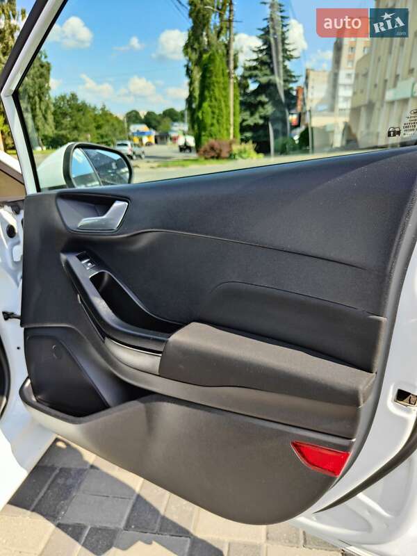 Хэтчбек Ford Fiesta 2018 в Хмельницком