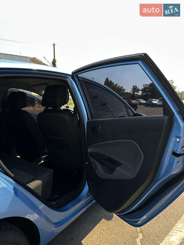 Хэтчбек Ford Fiesta 2010 в Одессе