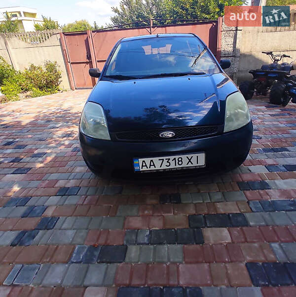 Хэтчбек Ford Fiesta 2003 в Киеве фото 2 Хэтчбек Ford Fiesta 2003 в Киеве