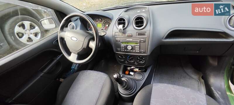 Хетчбек Ford Fiesta 2008 в Дніпрі фото 4 Хетчбек Ford Fiesta 2008 в Дніпрі