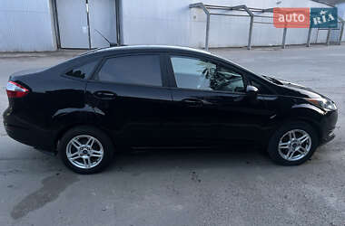 Седан Ford Fiesta 2018 в 
