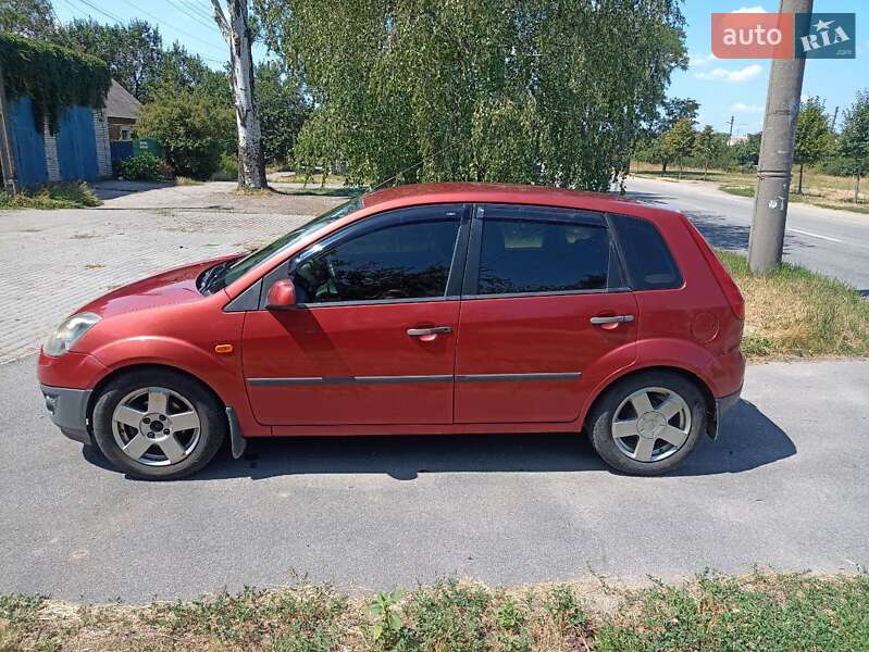 Хэтчбек Ford Fiesta 2007 в Запорожье