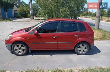 Хэтчбек Ford Fiesta 2007 в 