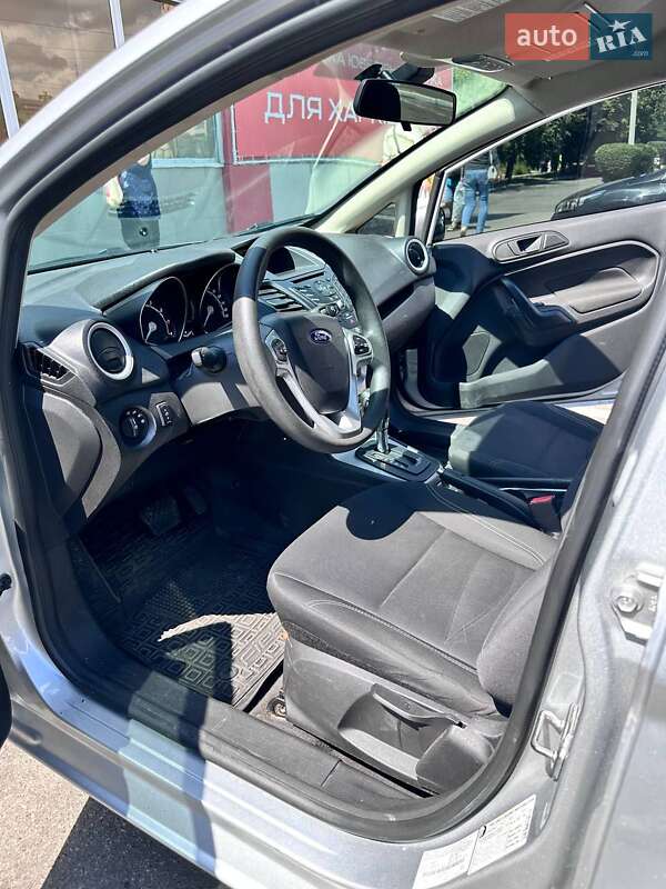Хэтчбек Ford Fiesta 2018 в Киеве фото 2 Хэтчбек Ford Fiesta 2018 в Киеве