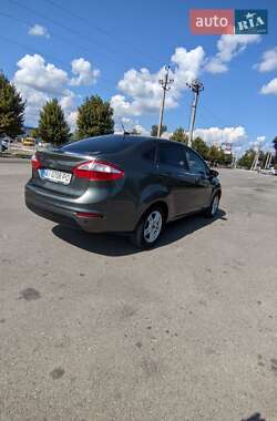 Седан Ford Fiesta 2018 в 