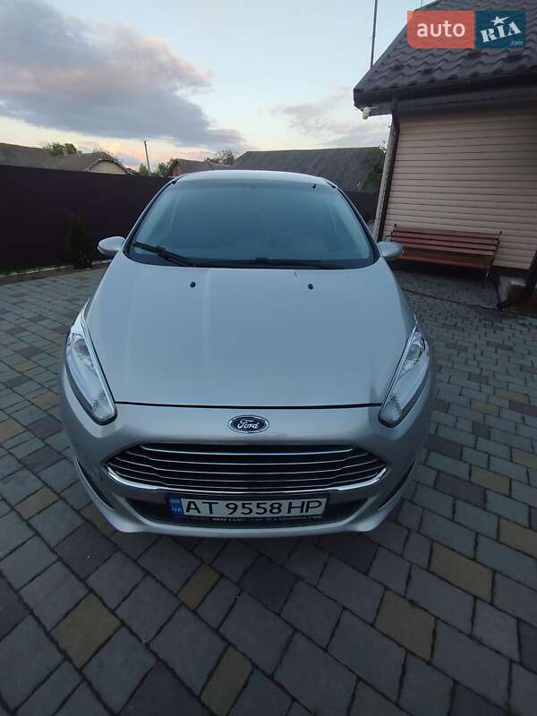 Седан Ford Fiesta 2017 в Ивано-Франковске