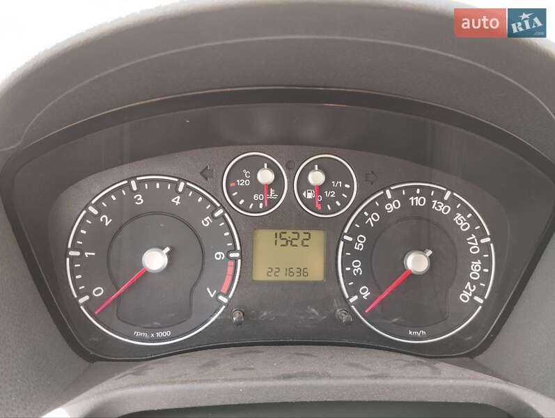 Хэтчбек Ford Fiesta 2007 в Киеве