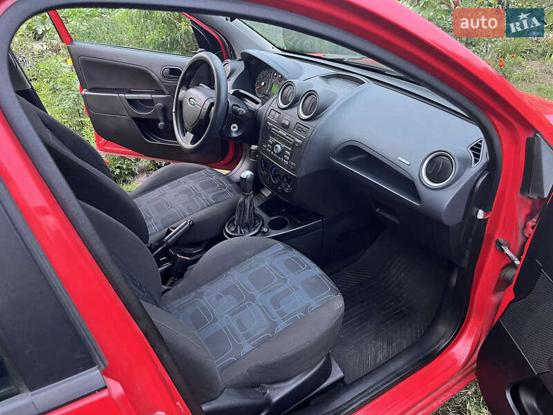 Хетчбек Ford Fiesta 2007 в Броварах