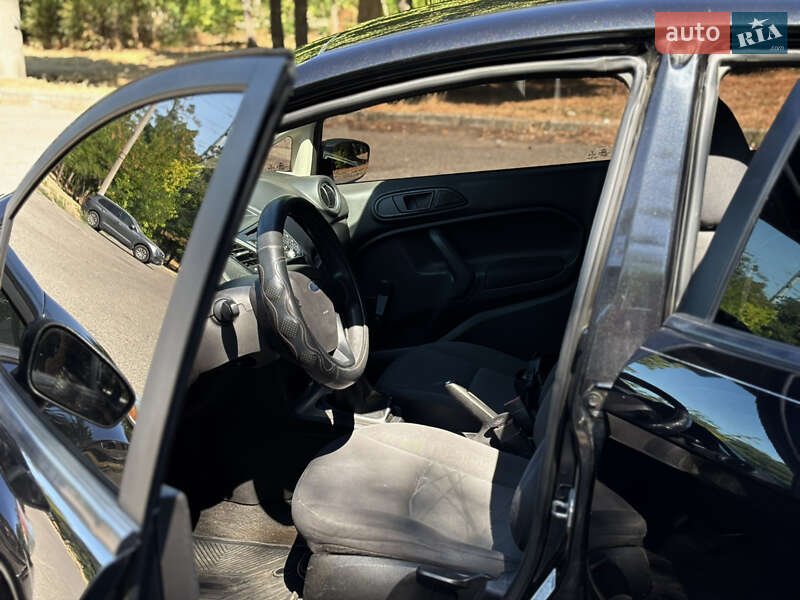 Седан Ford Fiesta 2014 в Одессе