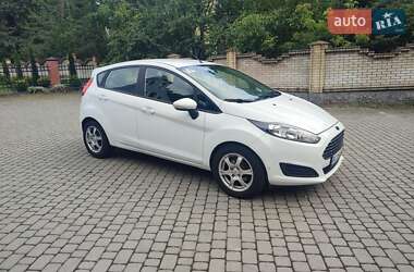 Хэтчбек Ford Fiesta 2014 в 