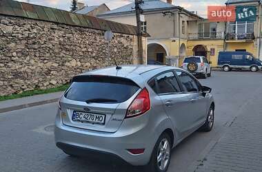 Хэтчбек Ford Fiesta 2017 в 