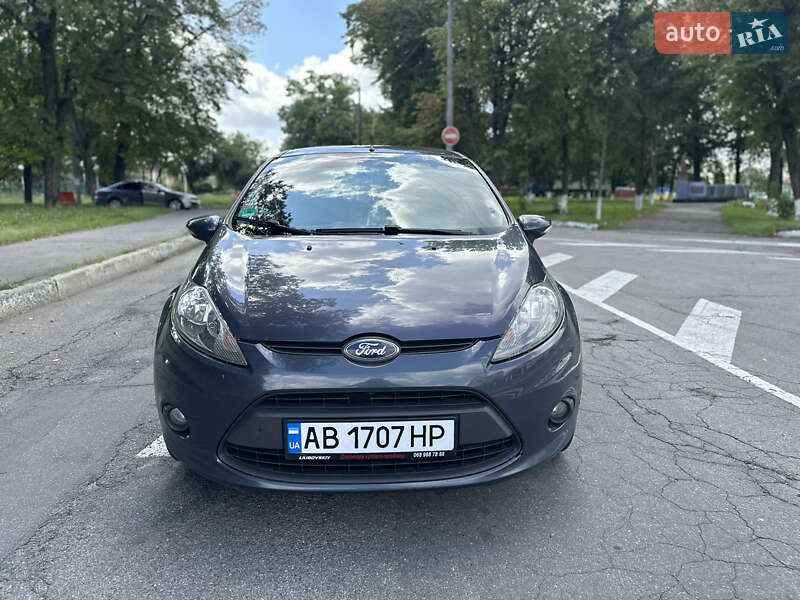 Хэтчбек Ford Fiesta 2011 в Виннице