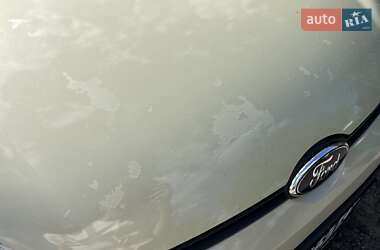 Хэтчбек Ford Fiesta 2009 в 