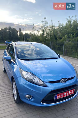 Хэтчбек Ford Fiesta 2009 в Дубно