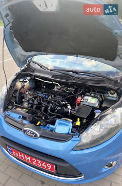 Хэтчбек Ford Fiesta 2009 в Дубно