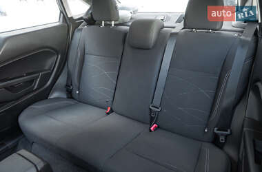 Седан Ford Fiesta 2014 в 