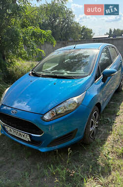 Хэтчбек Ford Fiesta 2016 в Черкассах