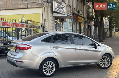 Седан Ford Fiesta 2017 в 