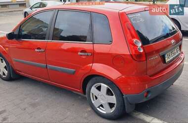 Хэтчбек Ford Fiesta 2008 в 