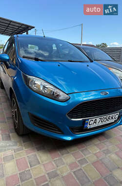 Хэтчбек Ford Fiesta 2016 в Черкассах