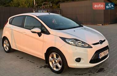 Хэтчбек Ford Fiesta 2010 в Тернополе