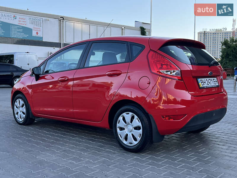 Хэтчбек Ford Fiesta 2012 в Одессе