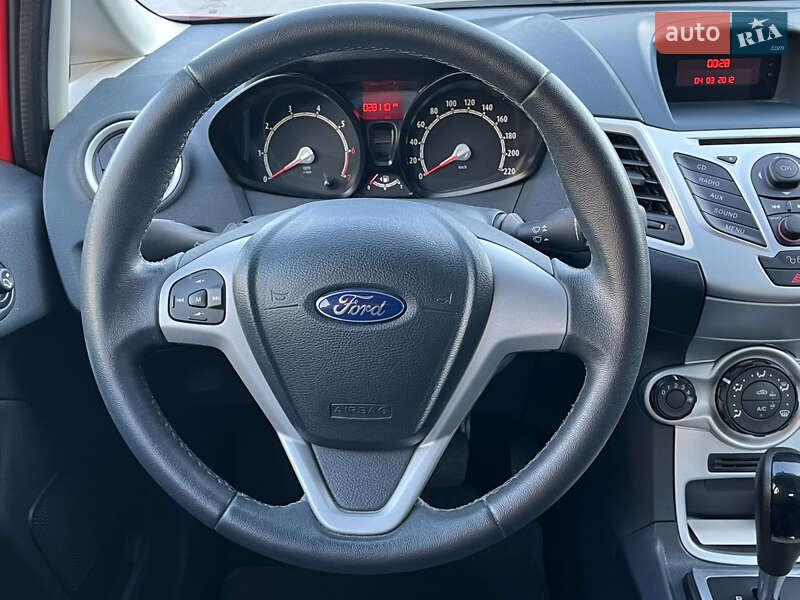 Хэтчбек Ford Fiesta 2012 в Одессе