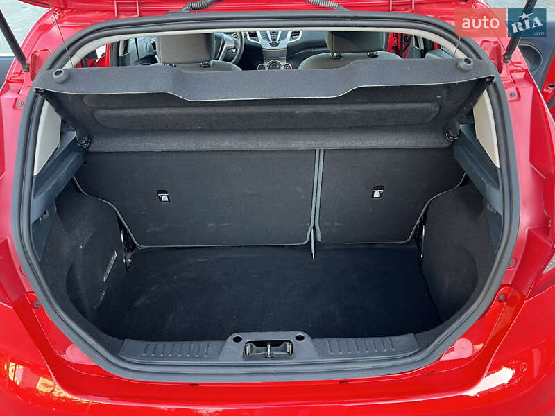 Хэтчбек Ford Fiesta 2012 в Одессе