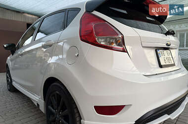 Хэтчбек Ford Fiesta 2019 в 