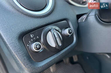 Хэтчбек Ford Fiesta 2012 в 