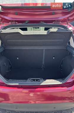 Хэтчбек Ford Fiesta 2011 в 