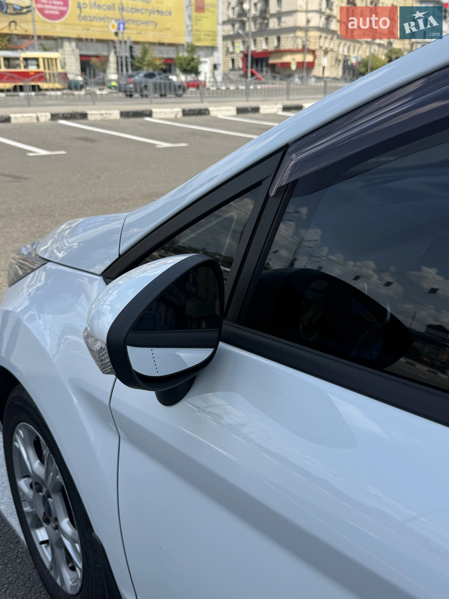 2013 Ford Fiesta - мініатюра 10