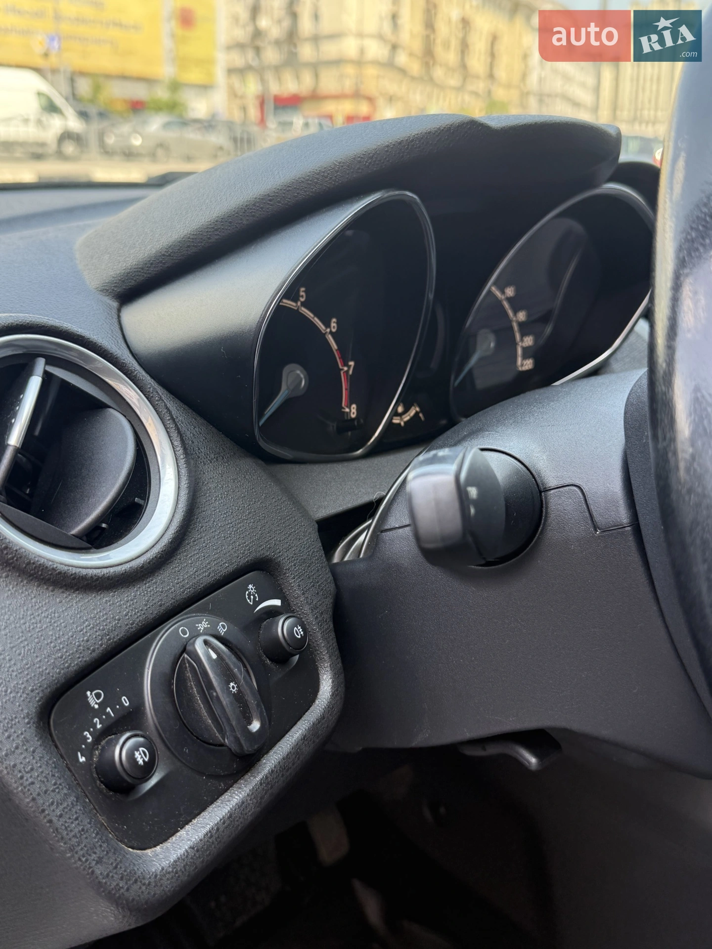 2013 Ford Fiesta - мініатюра 14