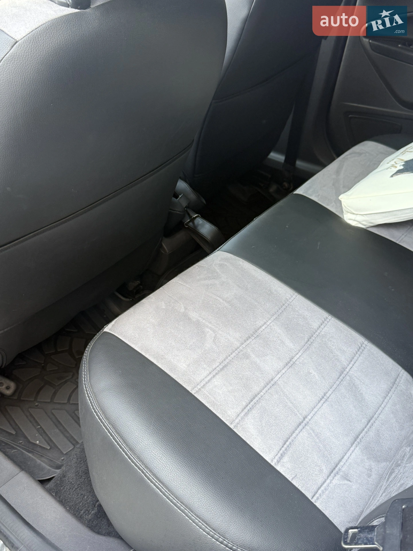 2013 Ford Fiesta - мініатюра 26