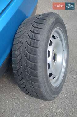 Хэтчбек Ford Fiesta 2012 в 