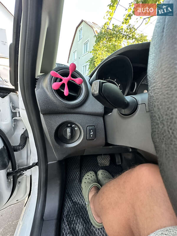 Хэтчбек Ford Fiesta 2016 в Малехове фото 22 Хэтчбек Ford Fiesta 2016 в Малехове