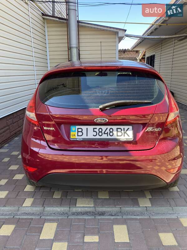 Хэтчбек Ford Fiesta 2011 в Кременчуге