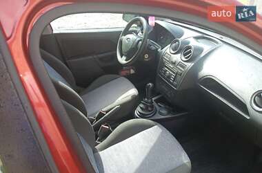 Хэтчбек Ford Fiesta 2007 в 