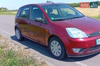 Хэтчбек Ford Fiesta 2003 в 