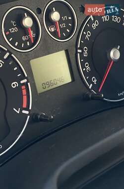 Хэтчбек Ford Fiesta 2007 в 