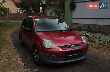 Хетчбек Ford Fiesta 2006 в Шептицькому