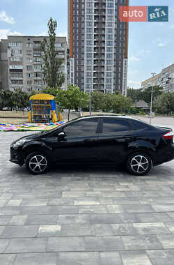 Седан Ford Fiesta 2018 в 